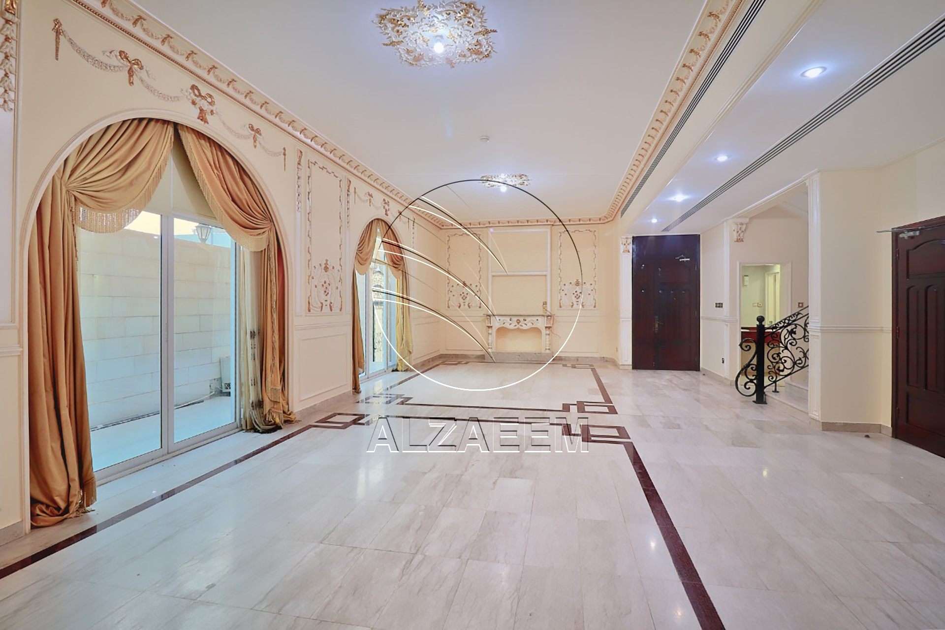√Corner Villa | 7 Master | Majlis | 2 Kitchen√