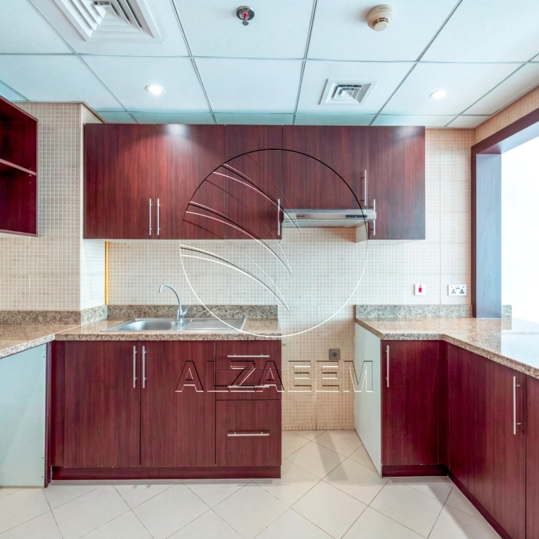 Move-in Ready | Underground Parking | FREE Chiller