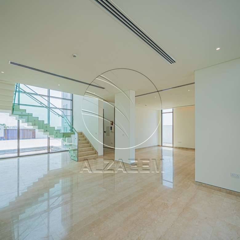 √Corner | Single Row | Big Plot Size | 5BR SELECT√