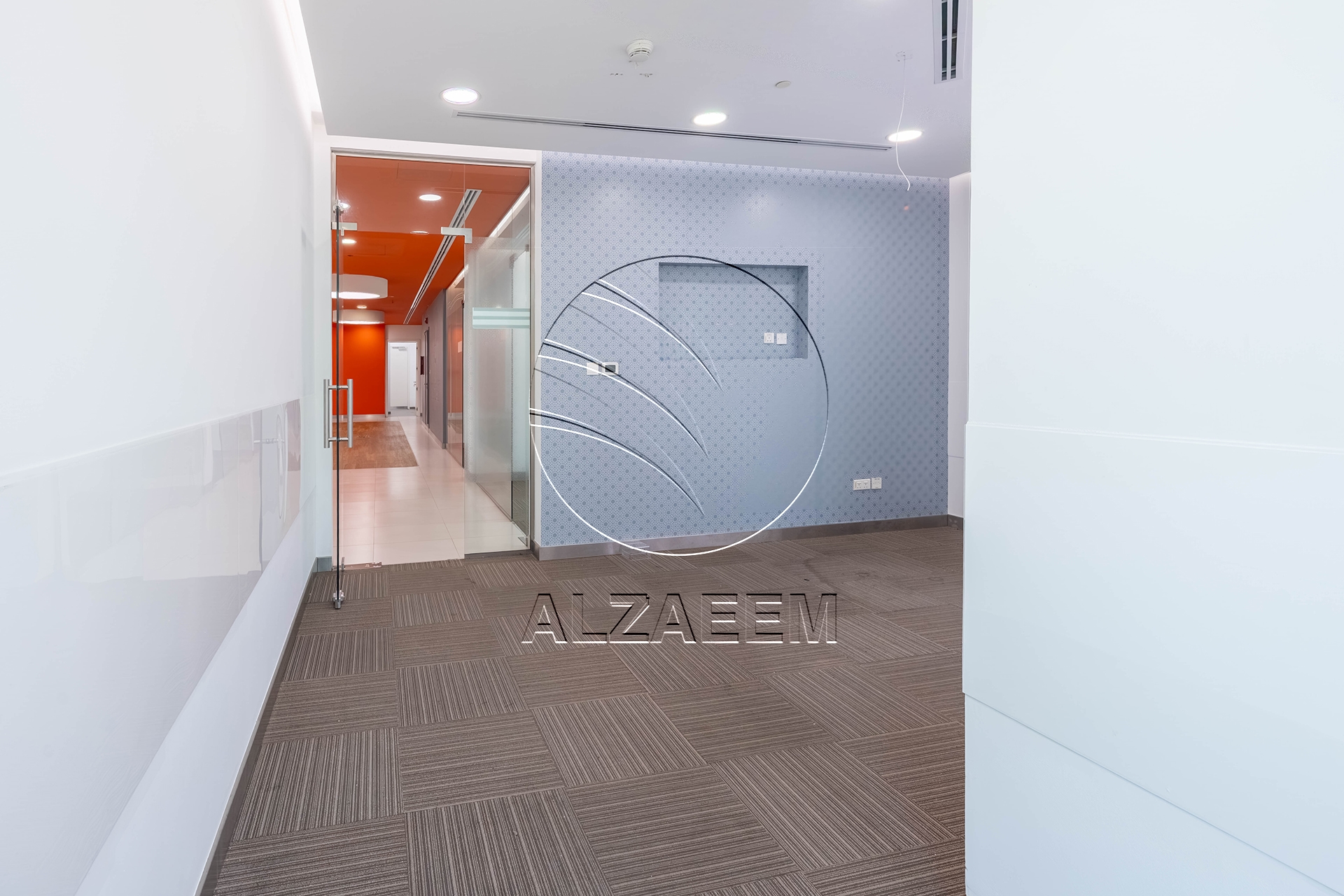 √ Fitted – Spacious Showroom| Ideal Business Location √