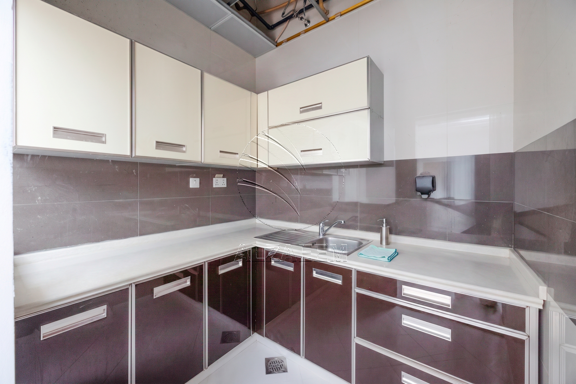 √9BR Multiple Approved Uses | Residential Allowed√