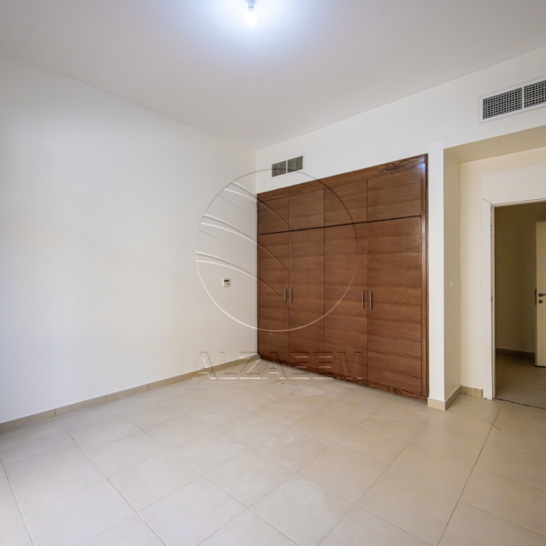 √ Single Row | Upgraded | Move-in Ready √