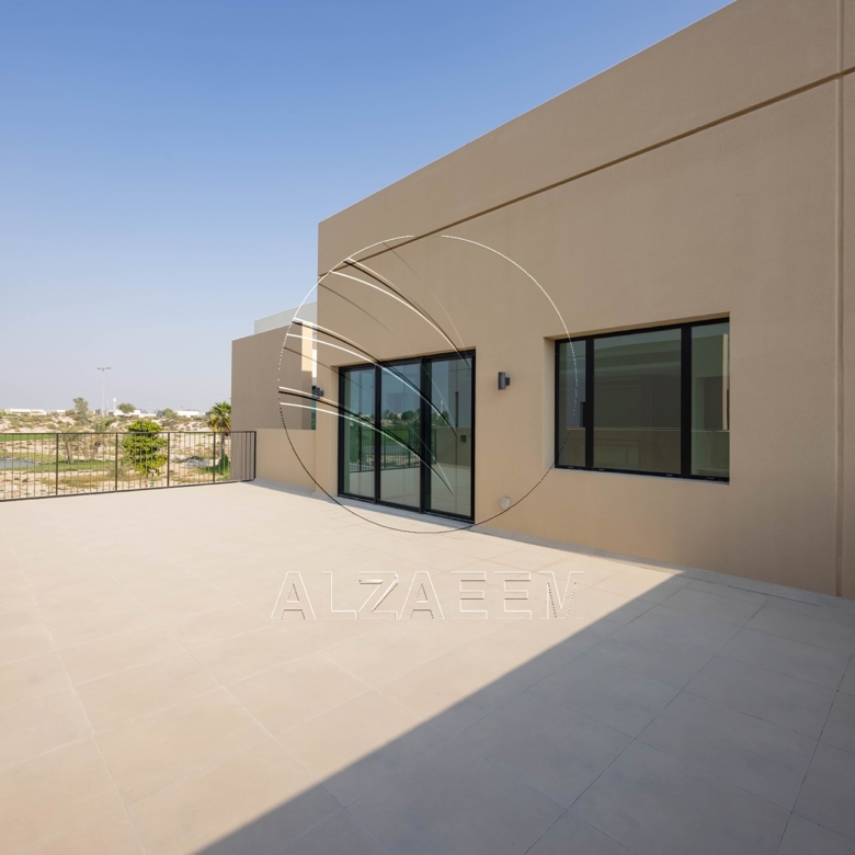 √ Single Row Villa | Golf Course View | VACANT √