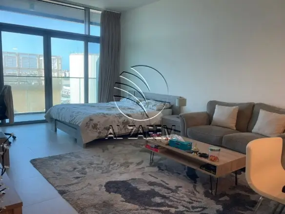 Fully furnished – Mid floor -2 payments
