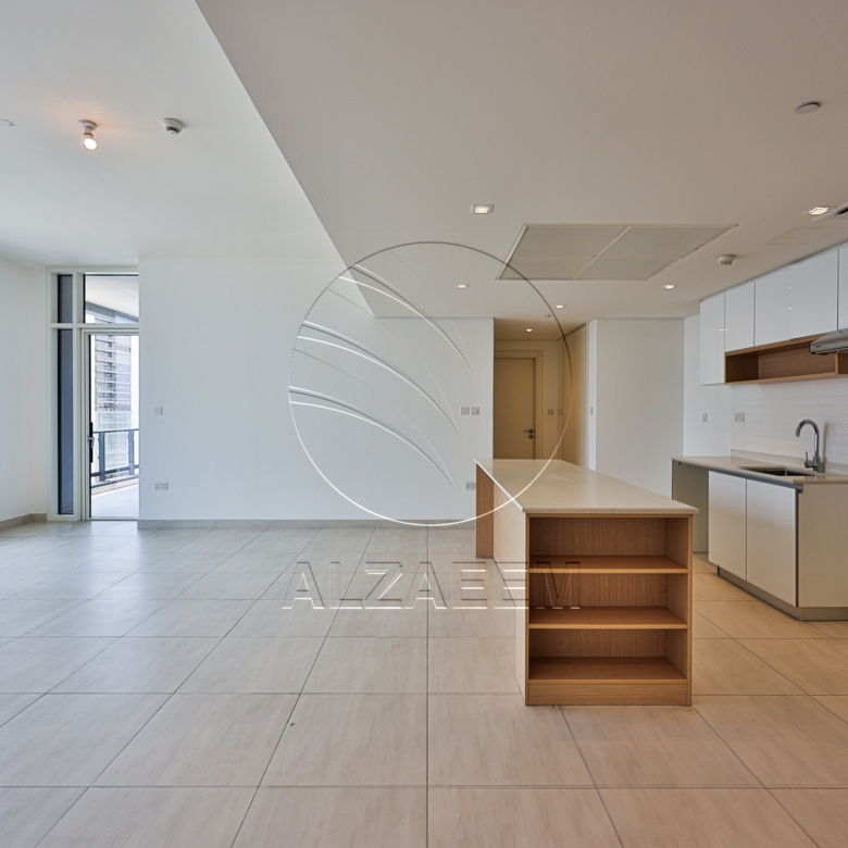 Vacant CORNER 3BR+Maid | Sea View | Higher Level