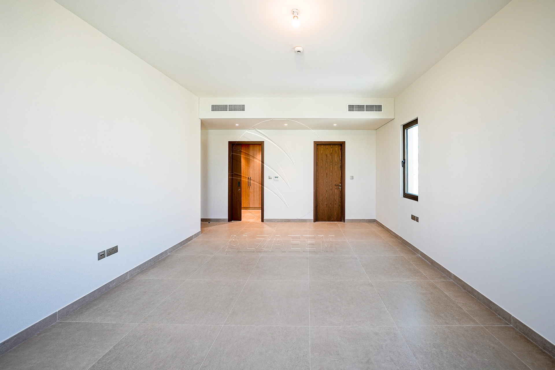4BR TOLEDO | Double row Mid Unit- 2 Payments