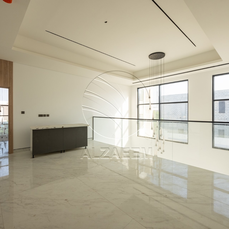 √Private Pool | High Ceiling | 654 SQM PLOT√