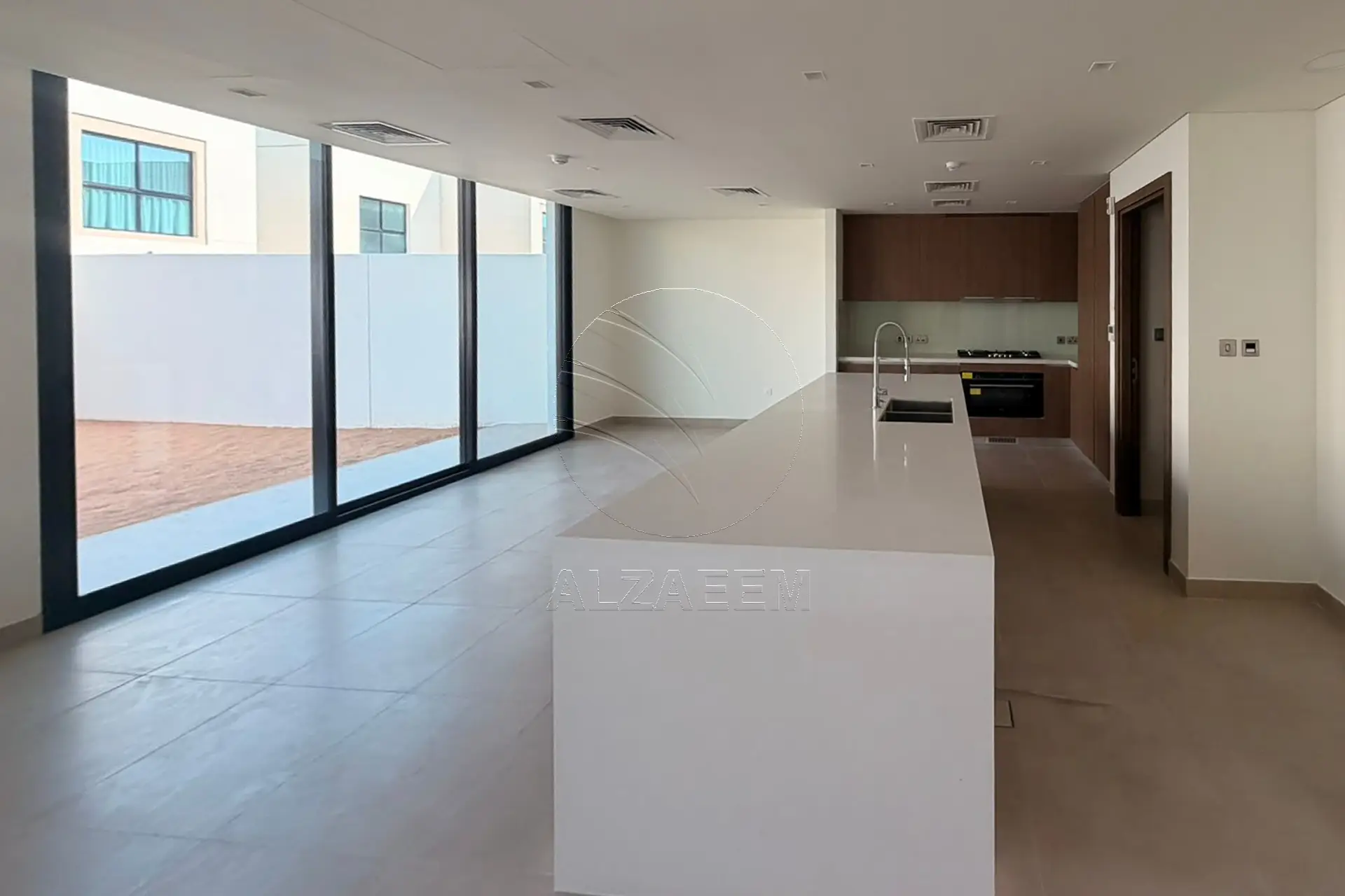 √ Corner 3XS | Rented+Refund | Landscaped √