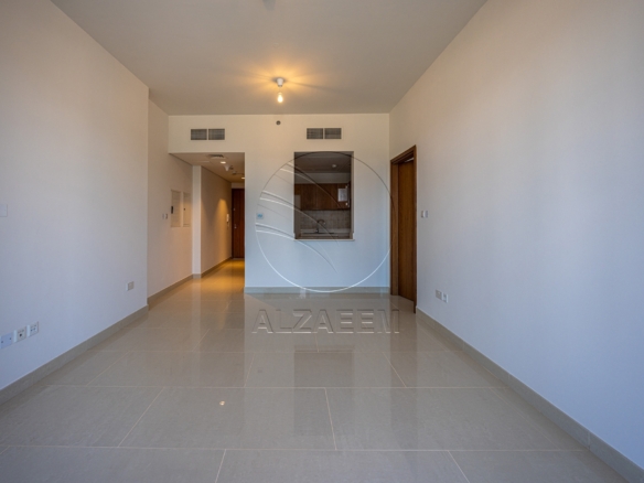 Vacant| Middle floor – Road View | Prime Location