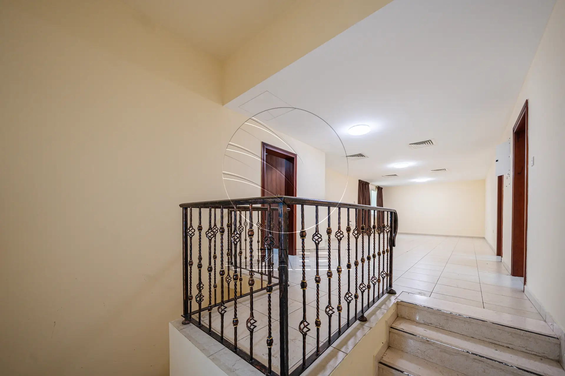 VACANT | Villa 4br Upgraded to 5br | BIG Backyard