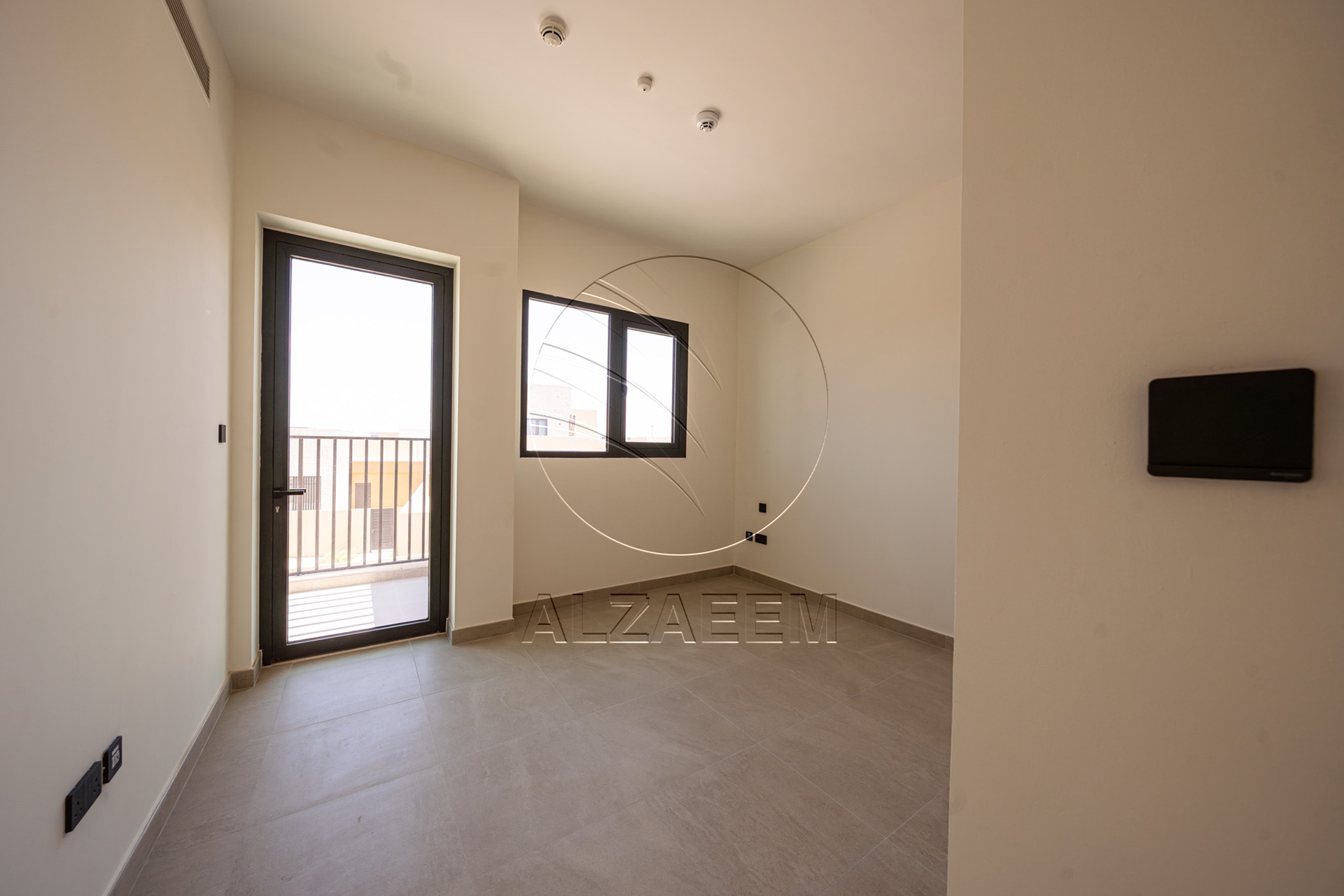 √EXCLUSIVE! | Spacious Plot! Prime Location√
