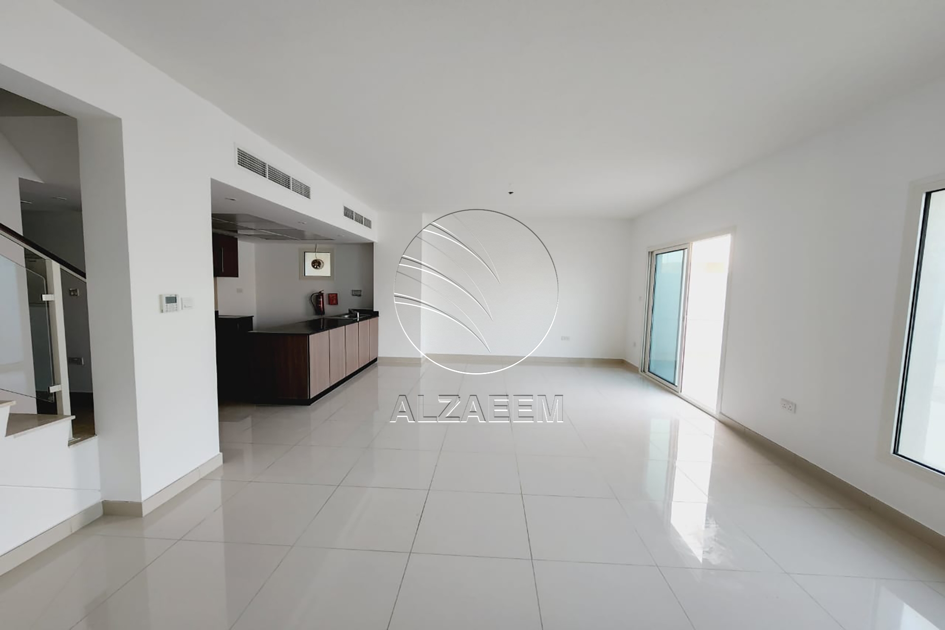 L-Shaped Landscaped Garden | 3BR + Maid