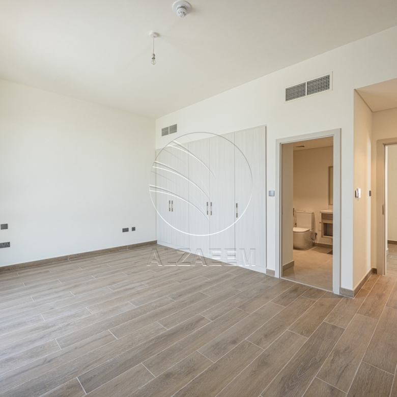 √ Single Row-Corner-End Unit | Big Plot √