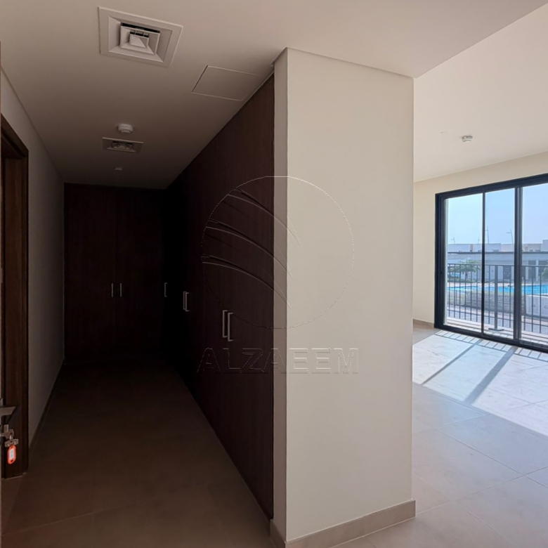 √ Near Community | Type 3Y | Move-in Ready √