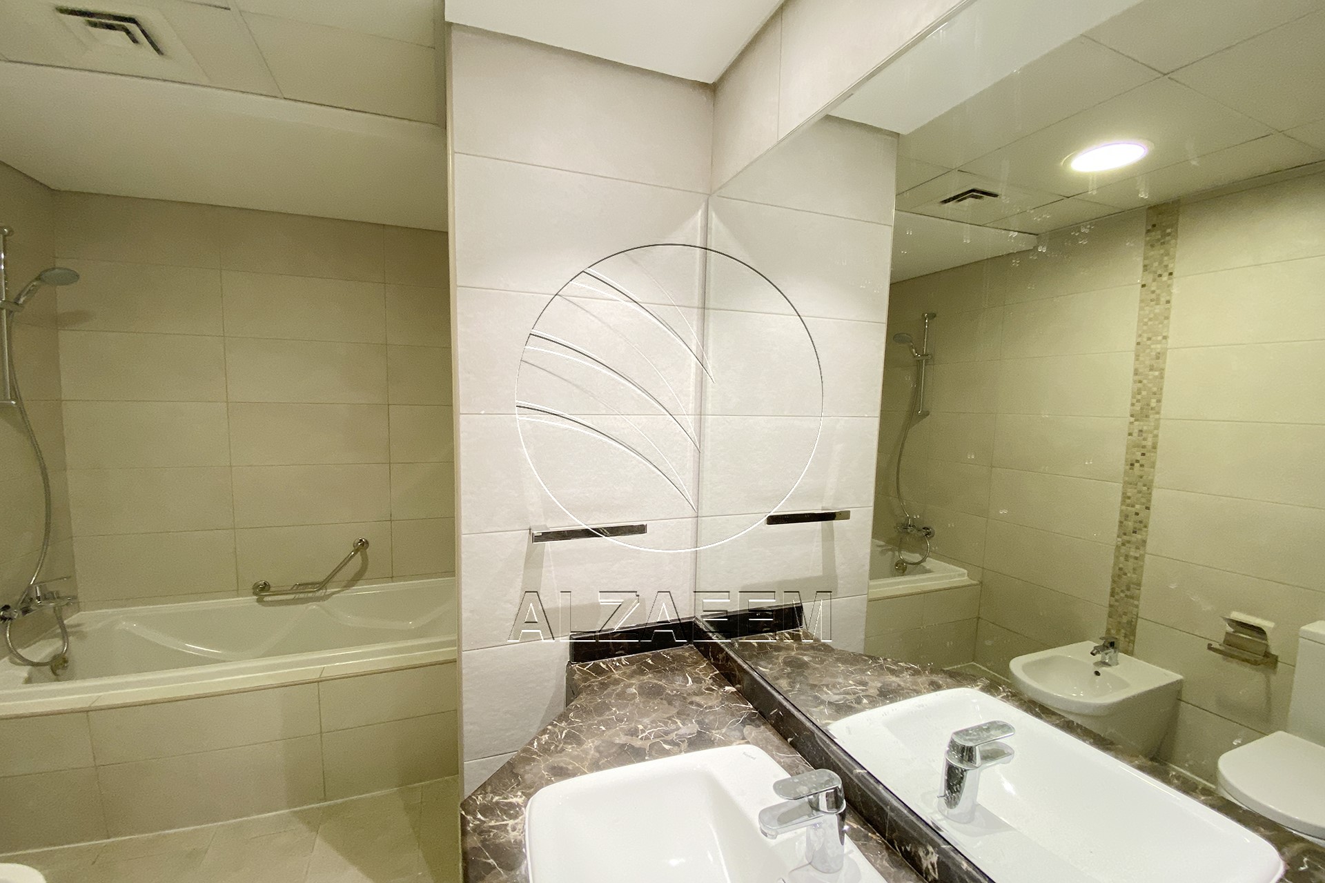 Luxury Living | 2 payment – 3+Maid | Vacant
