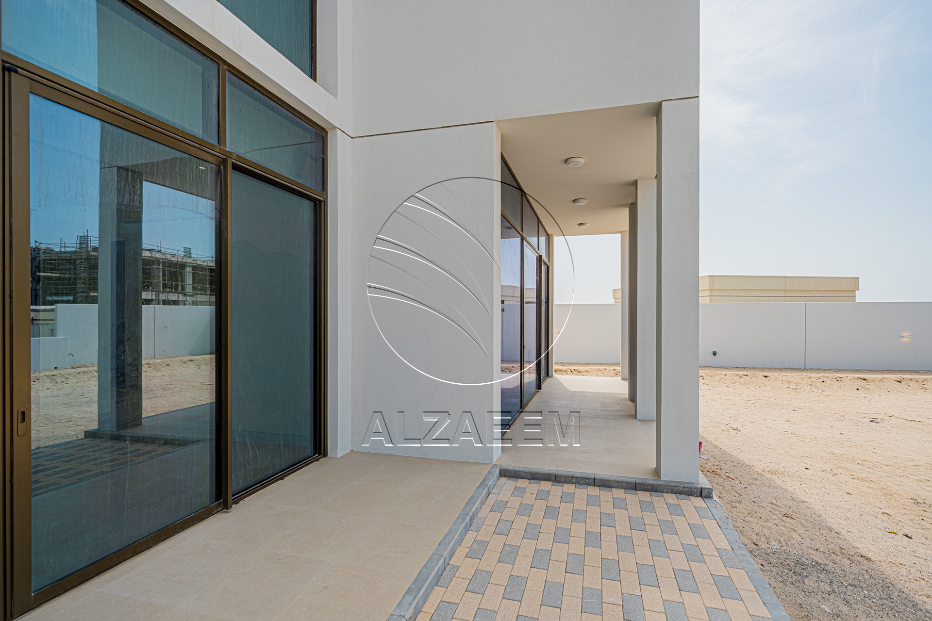√Corner | Single Row | Big Plot Size | 5BR SELECT√