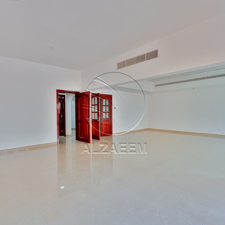 √ Big Terrace | 4BR Large Type | Upcoming √
