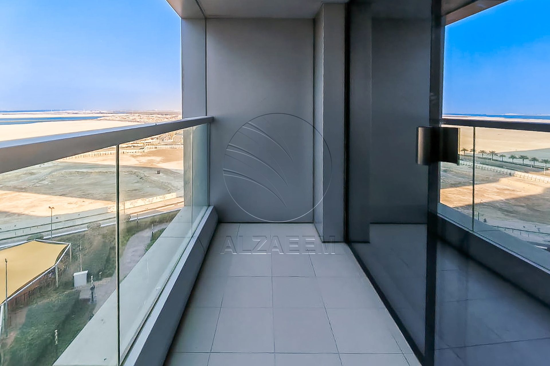 √ Rare Availability | Pool & Sea View | VACANT √