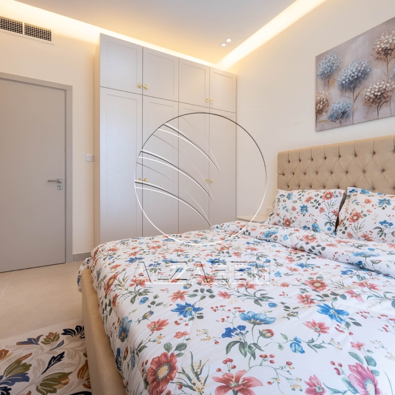 √ Furnished | High End Furniture | VACANT! √