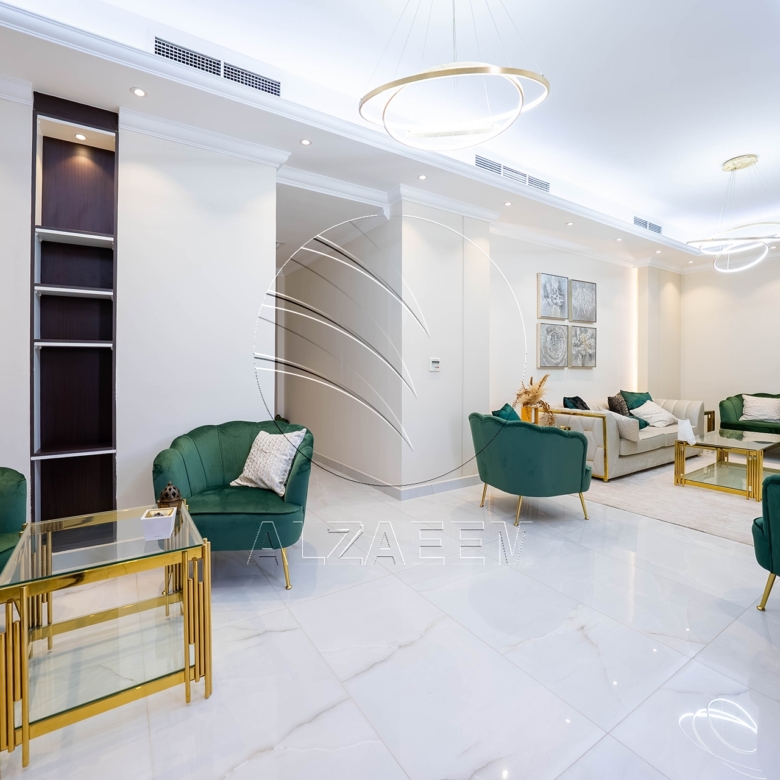 Single Row | Upgraded 5BR Villa | Pool and Garden