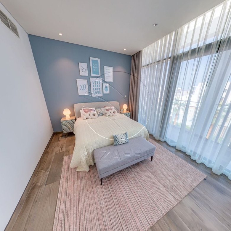 Luxury 5BR Villa- 1279sqm Plot | Landscaped Garden