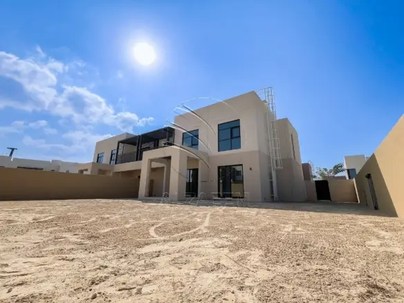√UPCOMING! End Unit | Big Plot | Prime Location√