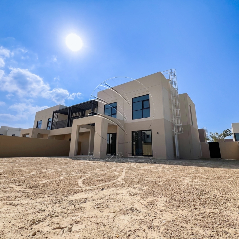 √UPCOMING! End Unit | Big Plot | Prime Location√