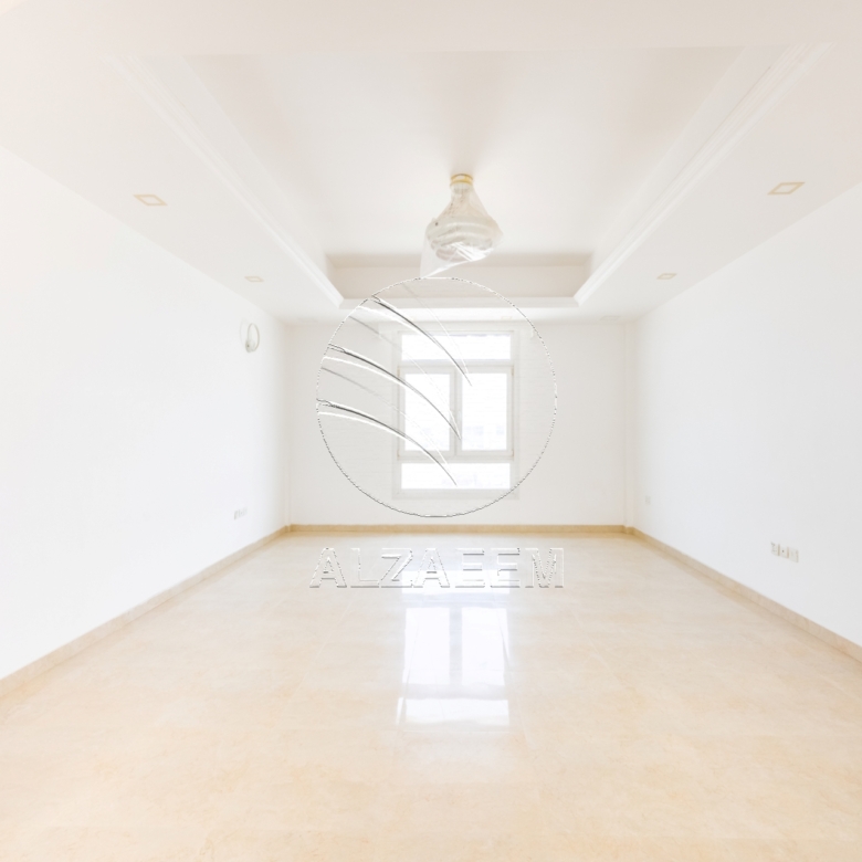 √9BR Multiple Approved Uses | Residential Allowed√