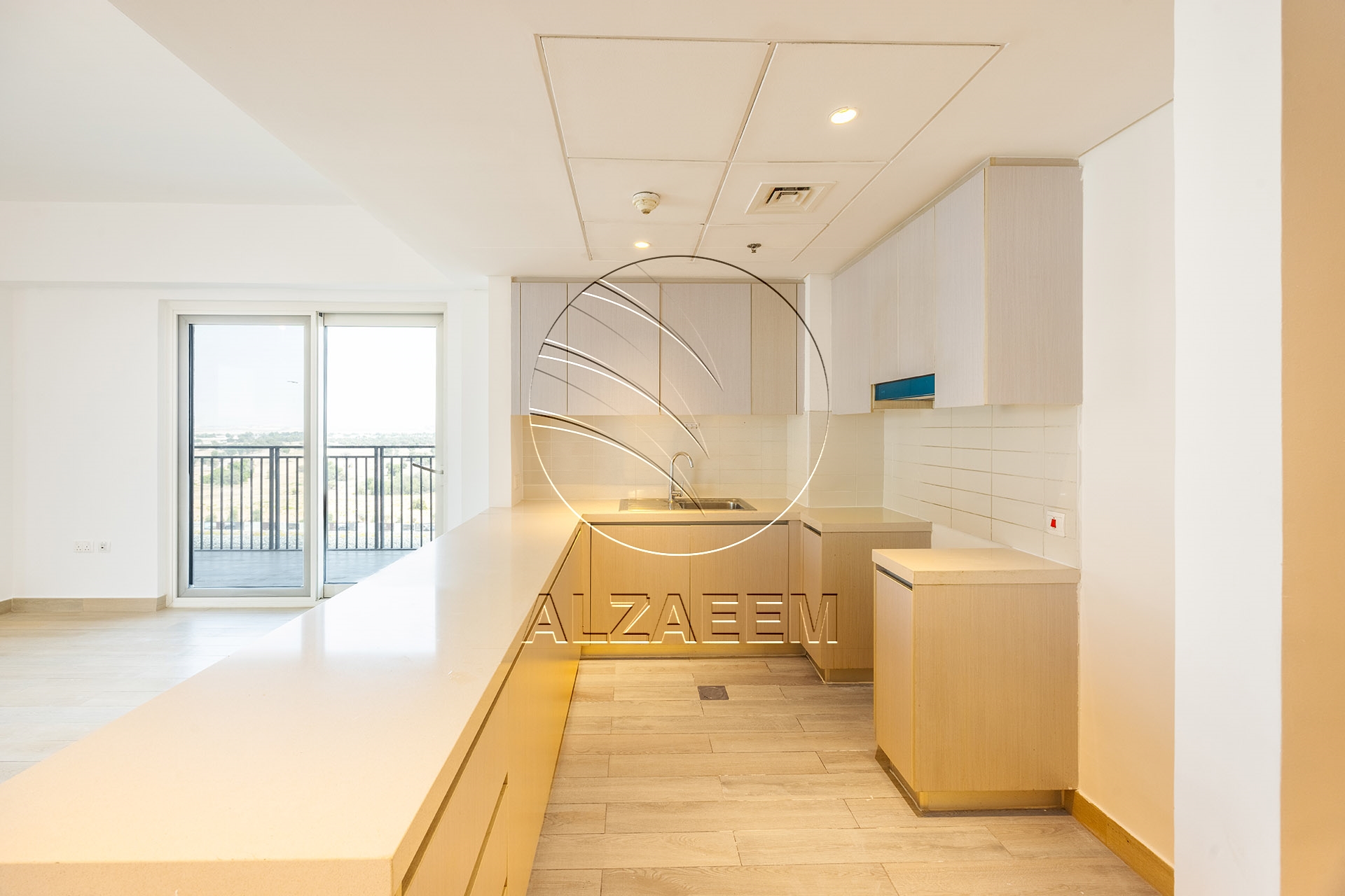 √ Full Canal View | HIGH LEVEL | VACANT √