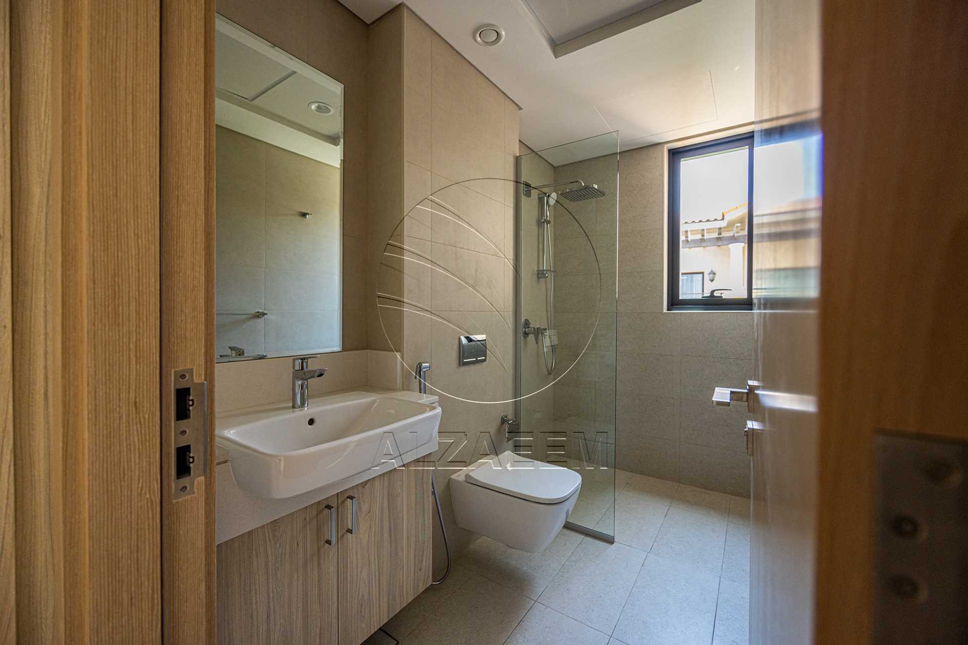 √EXCLUSIVE! Spacious 2BR+Maid | Single Row Mid√