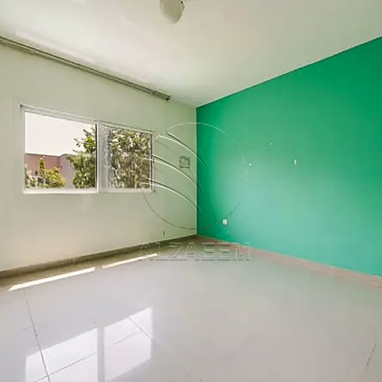 √ Single Row Corner | Private Pool | For End Use √