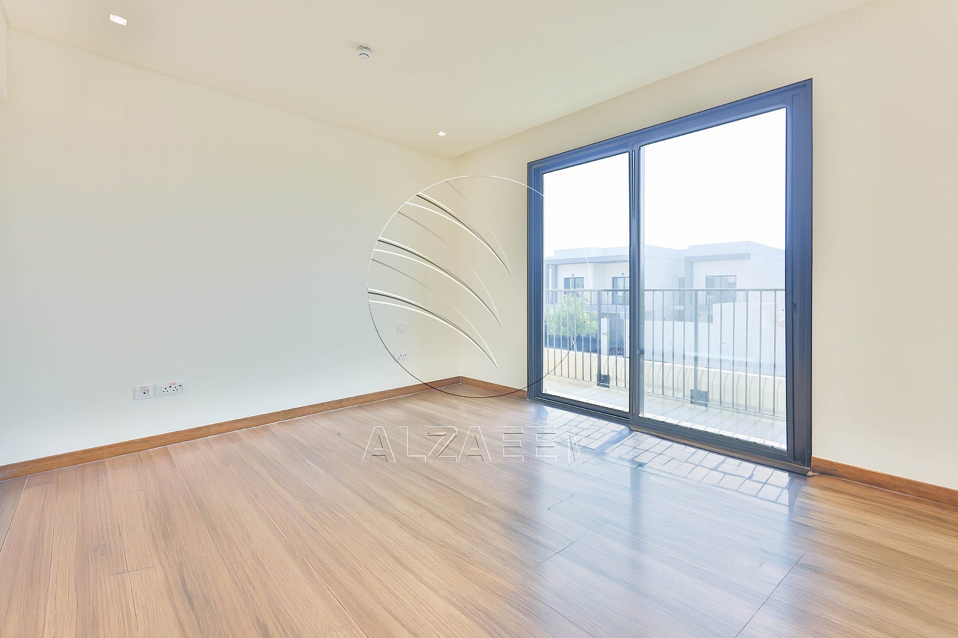 √ Single Row Villa | Golf Course View | VACANT √