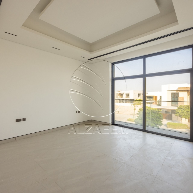 √Private Pool | High Ceiling | 654 SQM PLOT√