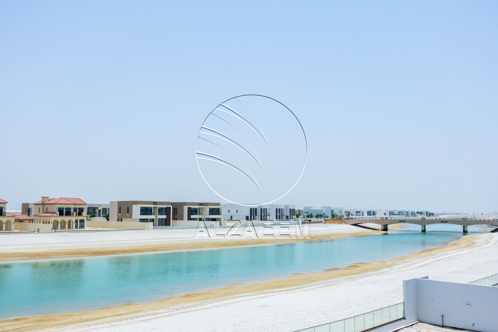 √ VACANT Waterfront Villa with Private Beach √