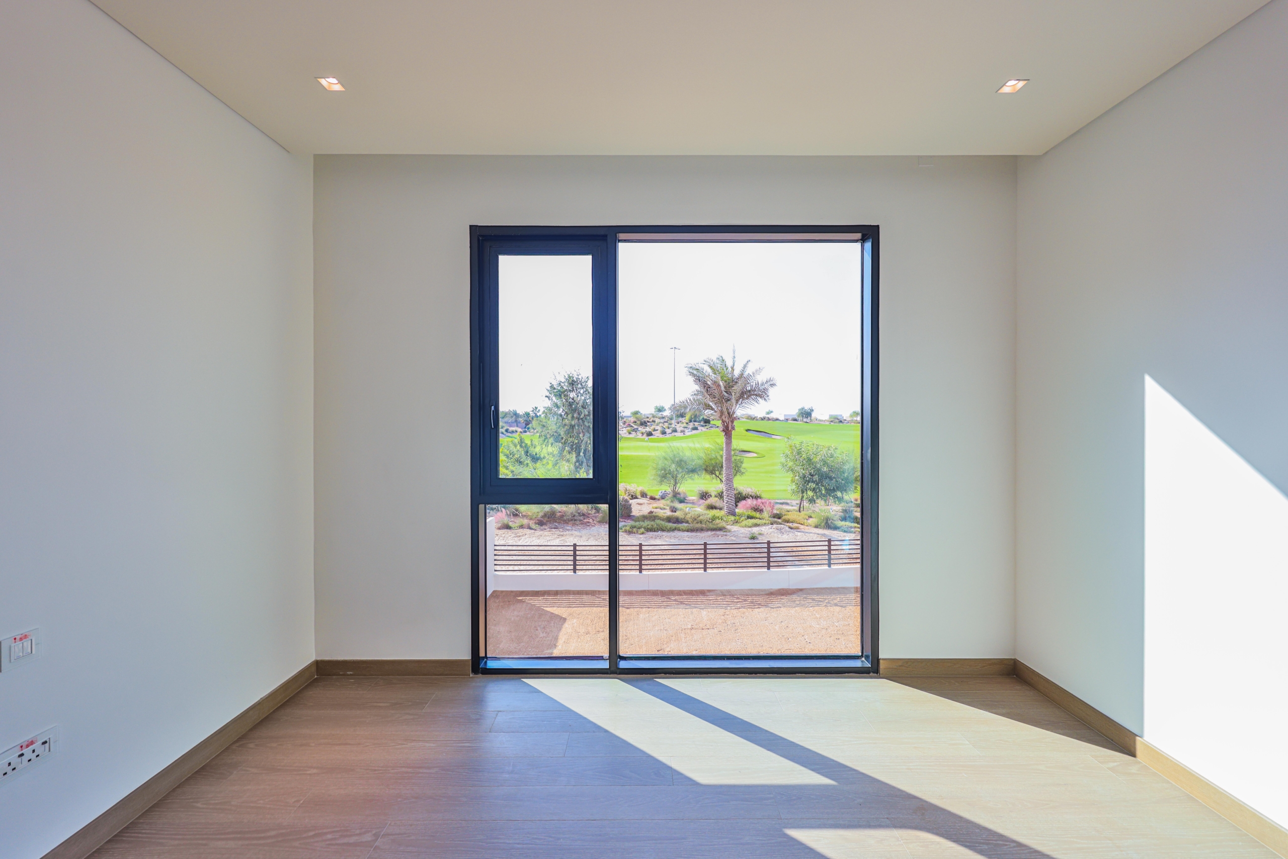 √Biggest Plot in the Project! Full Golf Course View√
