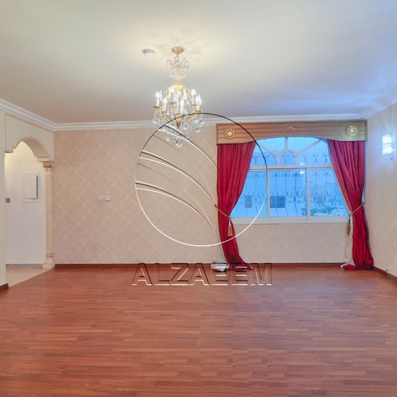 √Corner Villa | 7 Master | Majlis | 2 Kitchen√