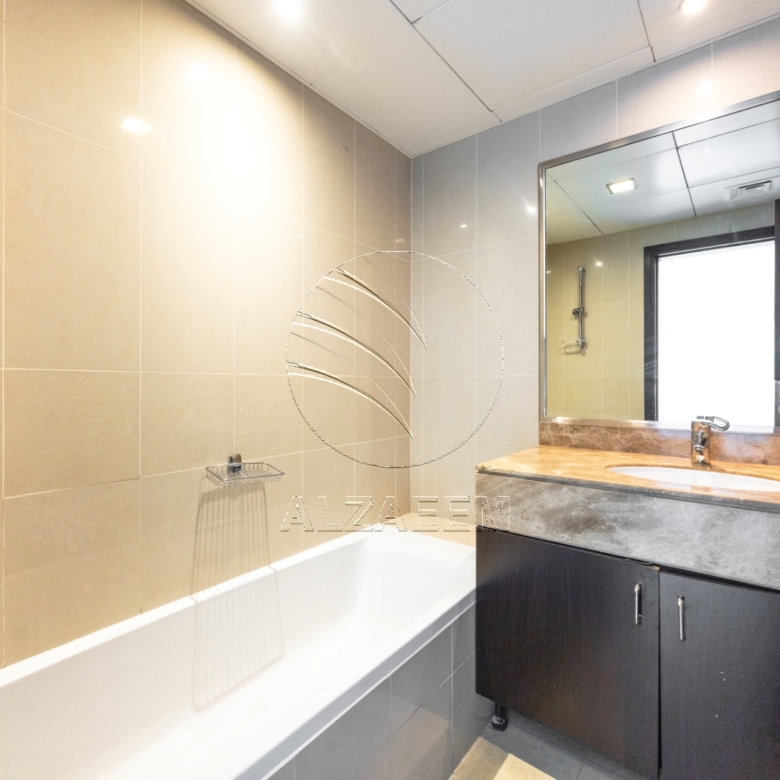 VACANT! | Higher Level | Panoramic Sea View