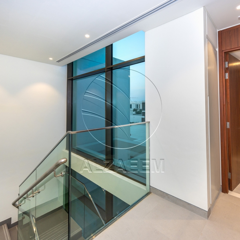√Standard SR TH -Modified | Extended Living Room√