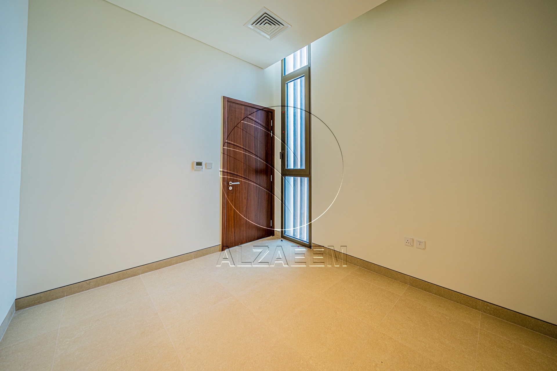 √Corner | Single Row | Big Plot Size | 5BR SELECT√
