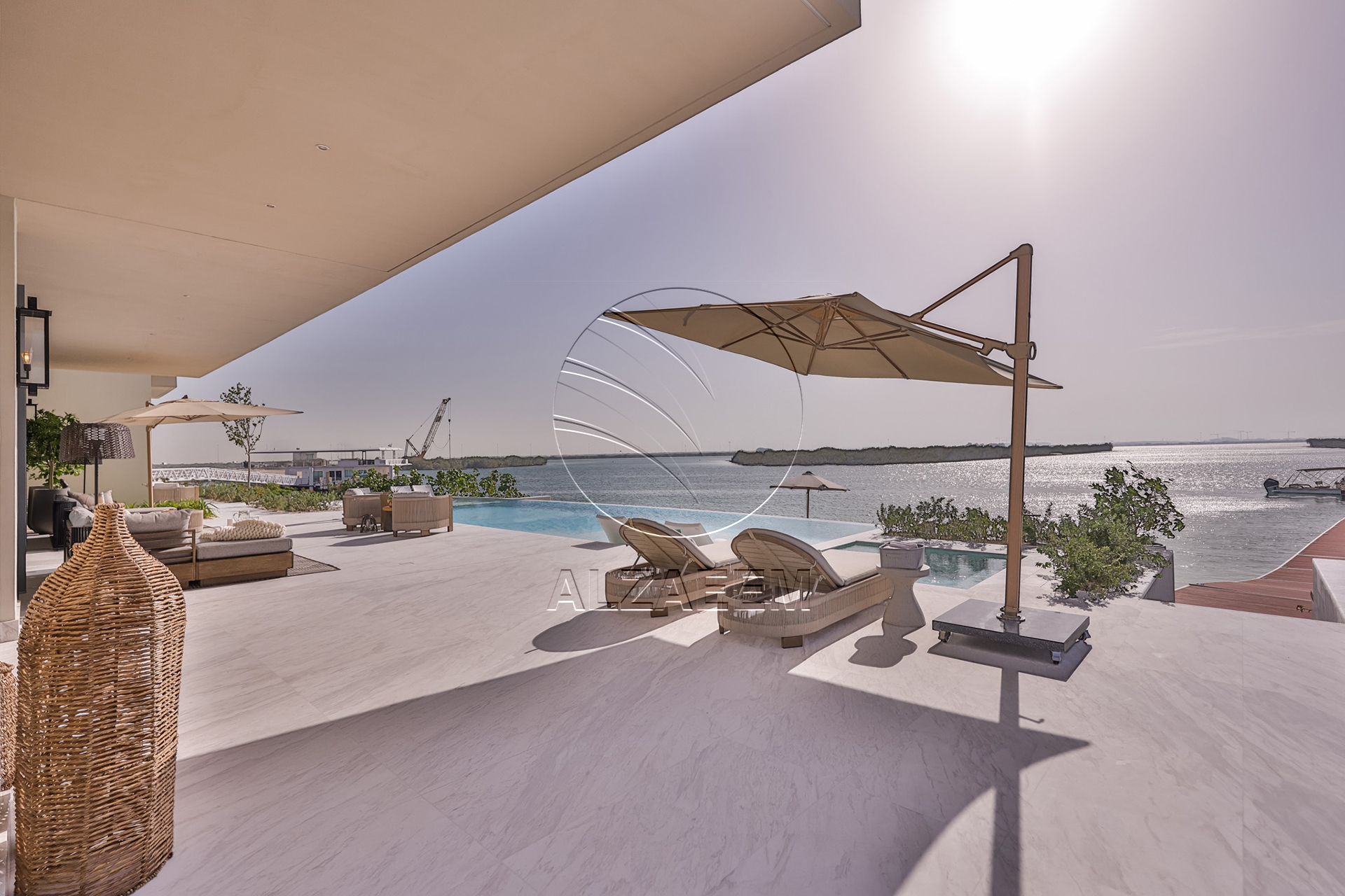 √ Luxurious Sky Waterfront Villa with Sunset View√
