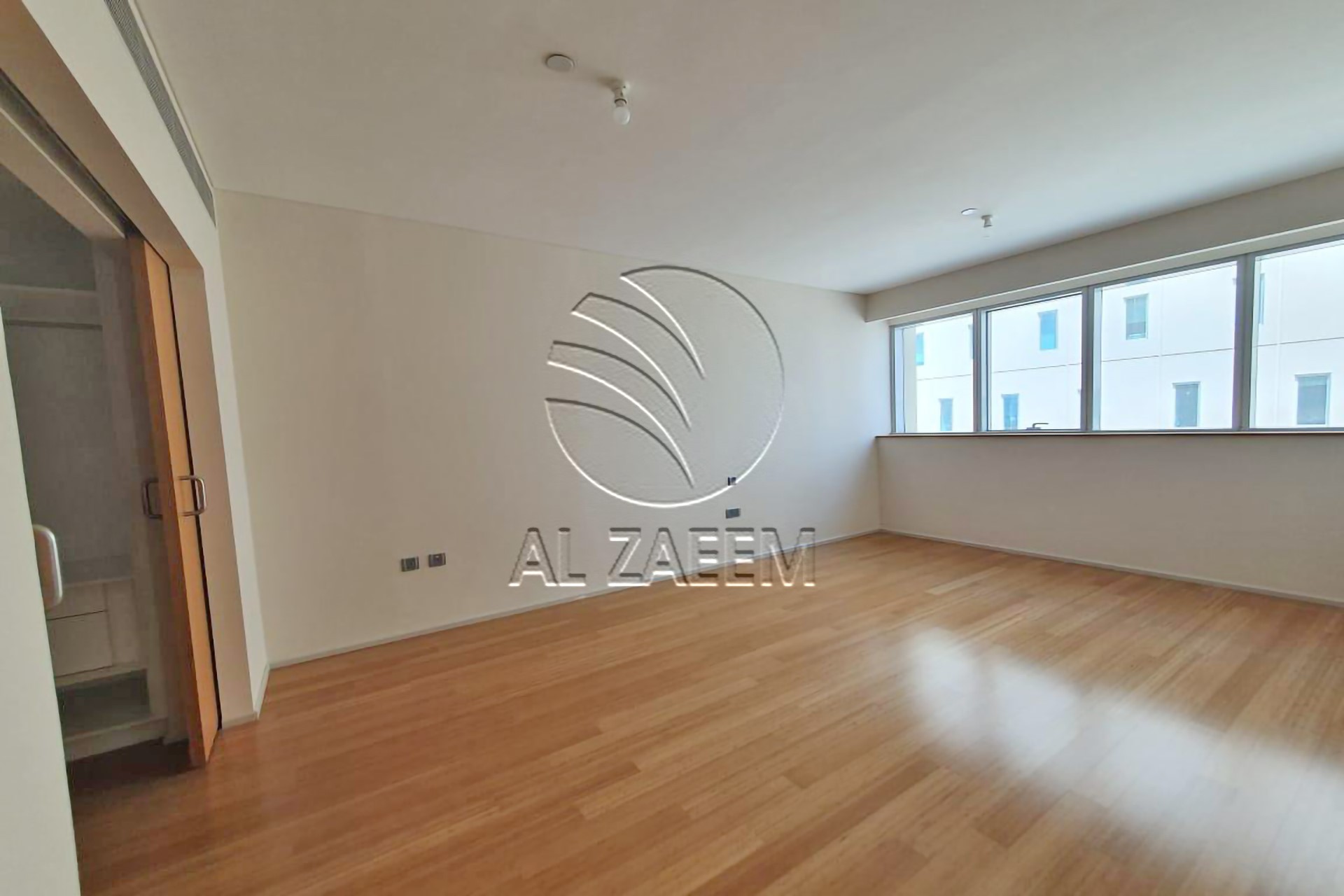 UPCOMING | Pool +Partial Canal View | 4 Payments