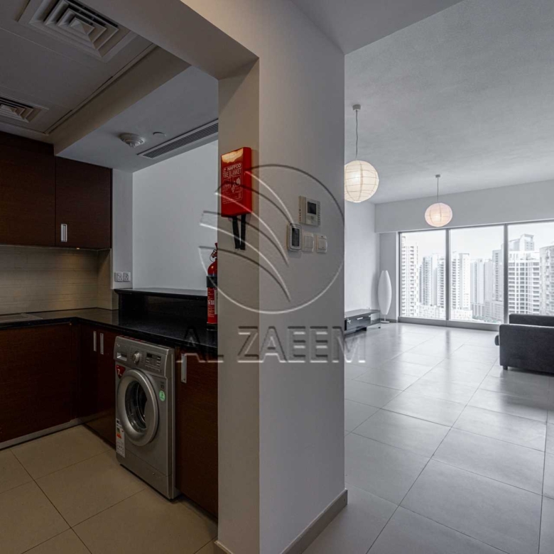 HIGH LEVEL | Semi Furnished | Facing Amenities