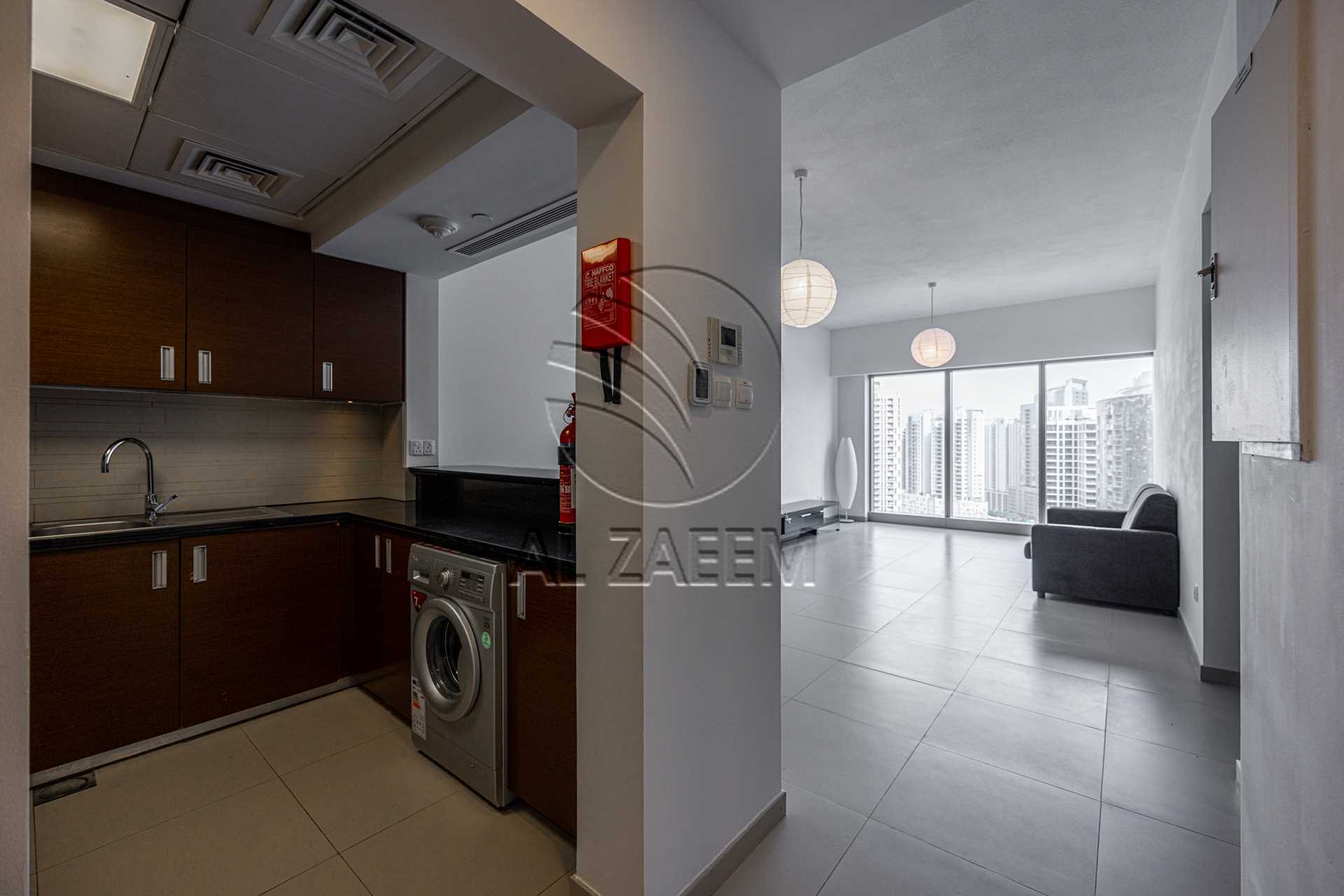 HIGH LEVEL | Semi Furnished | Facing Amenities