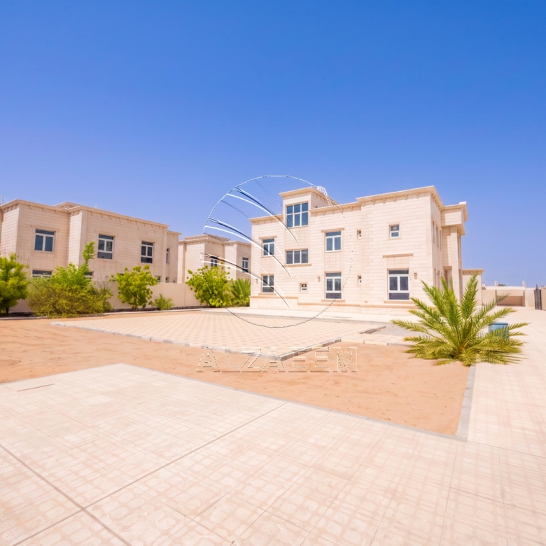 √9BR Multiple Approved Uses | Residential Allowed√