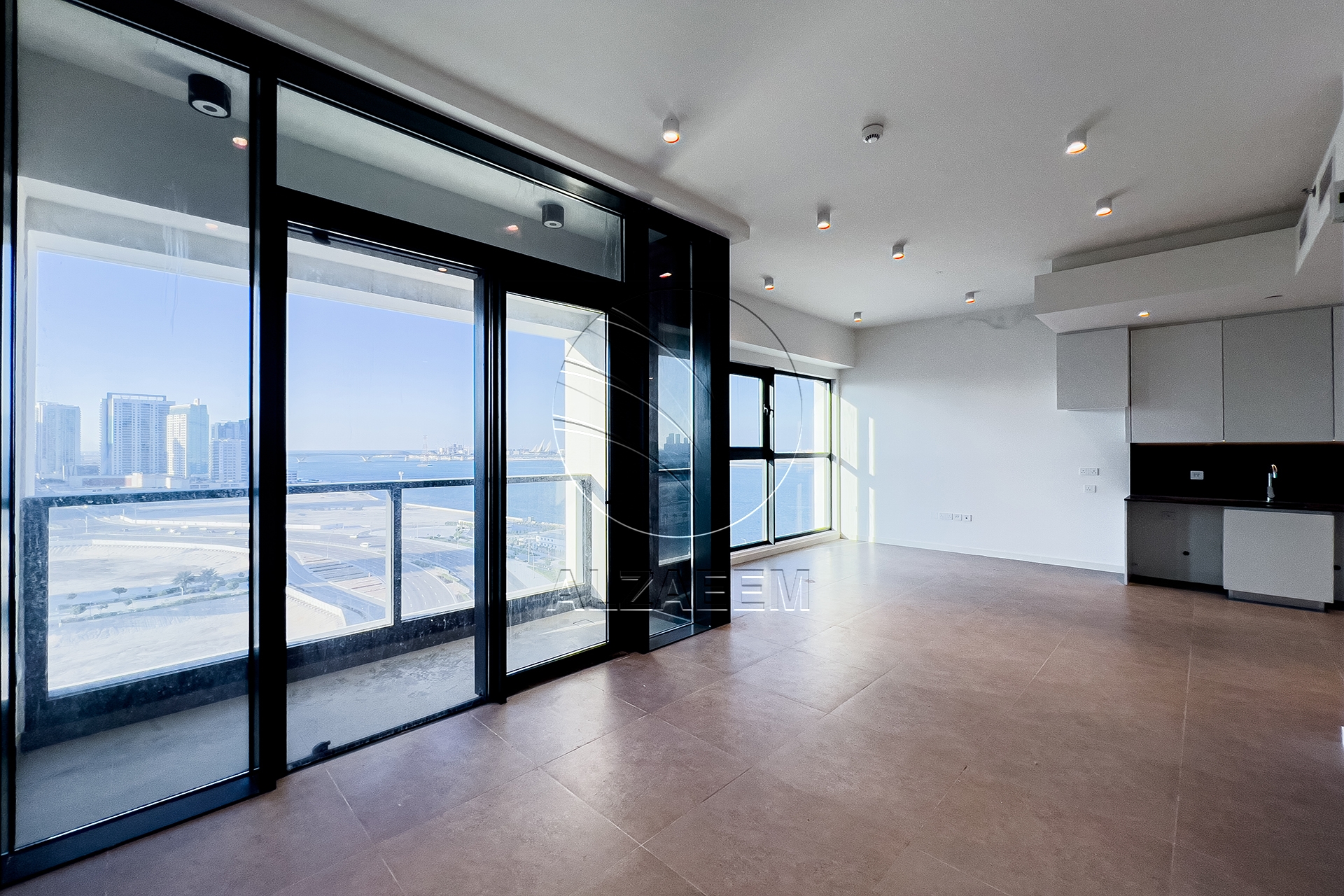 HOT! Stunning Seaview + Studio with Balcony