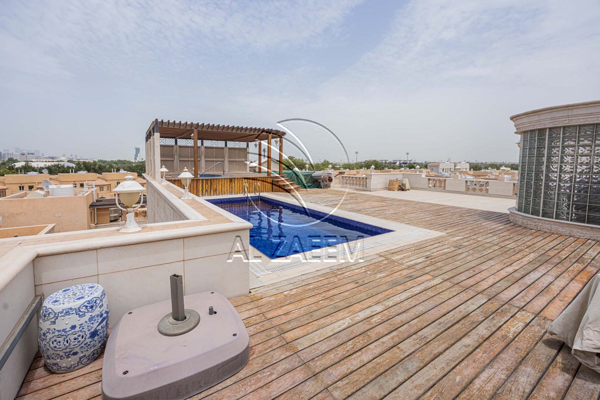 √ Lift | Pool / Gym / Jacuzzi / Sauna / Cinema √