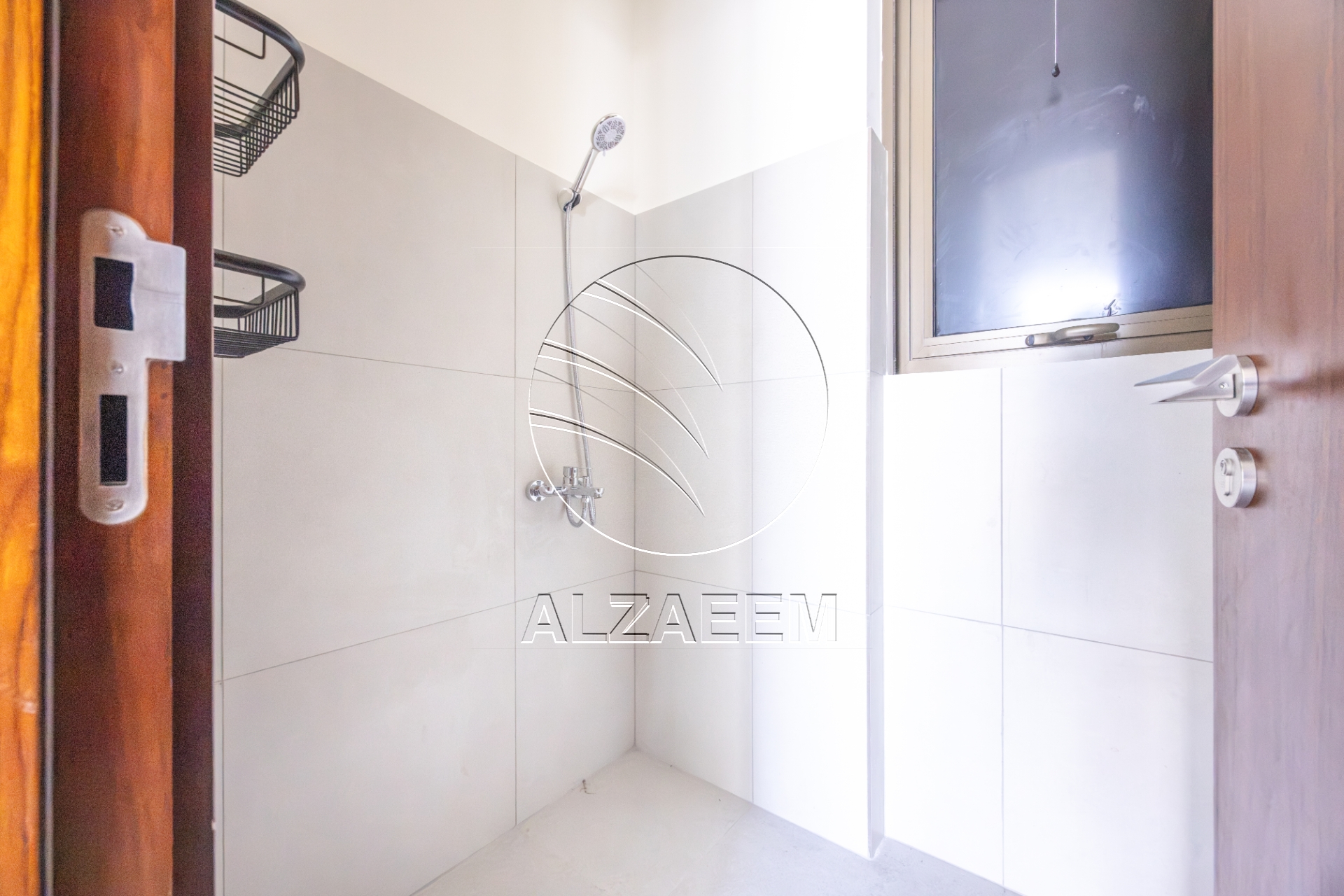 √ UPGRADED with Maid’s Room | Landscaped Garden√