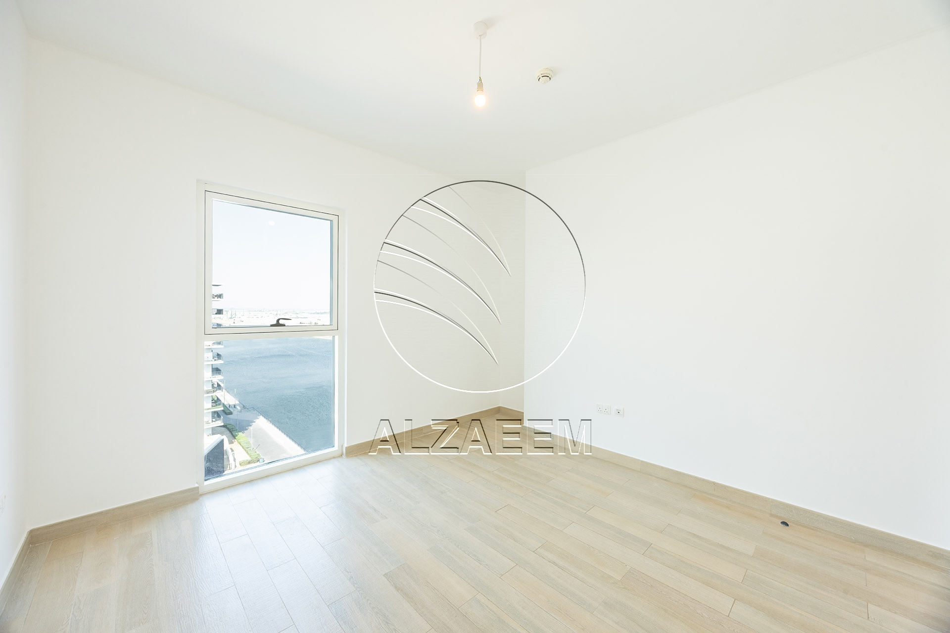 √ Full Canal View | HIGH LEVEL | VACANT √