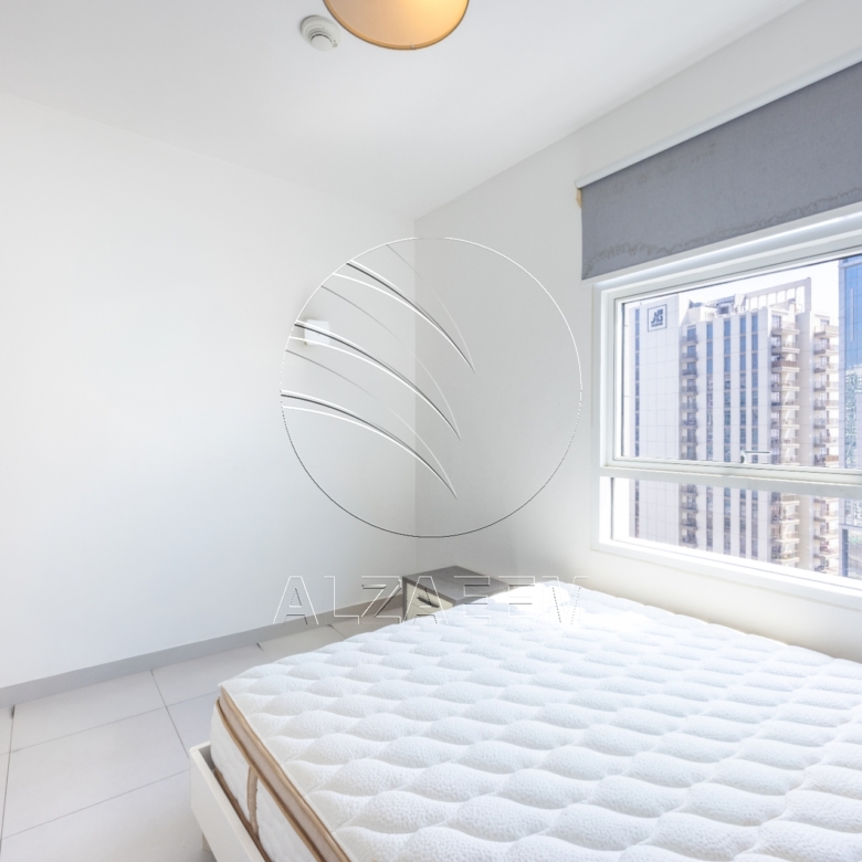 √ VACANT! Stunning Sea View | Higher Level √