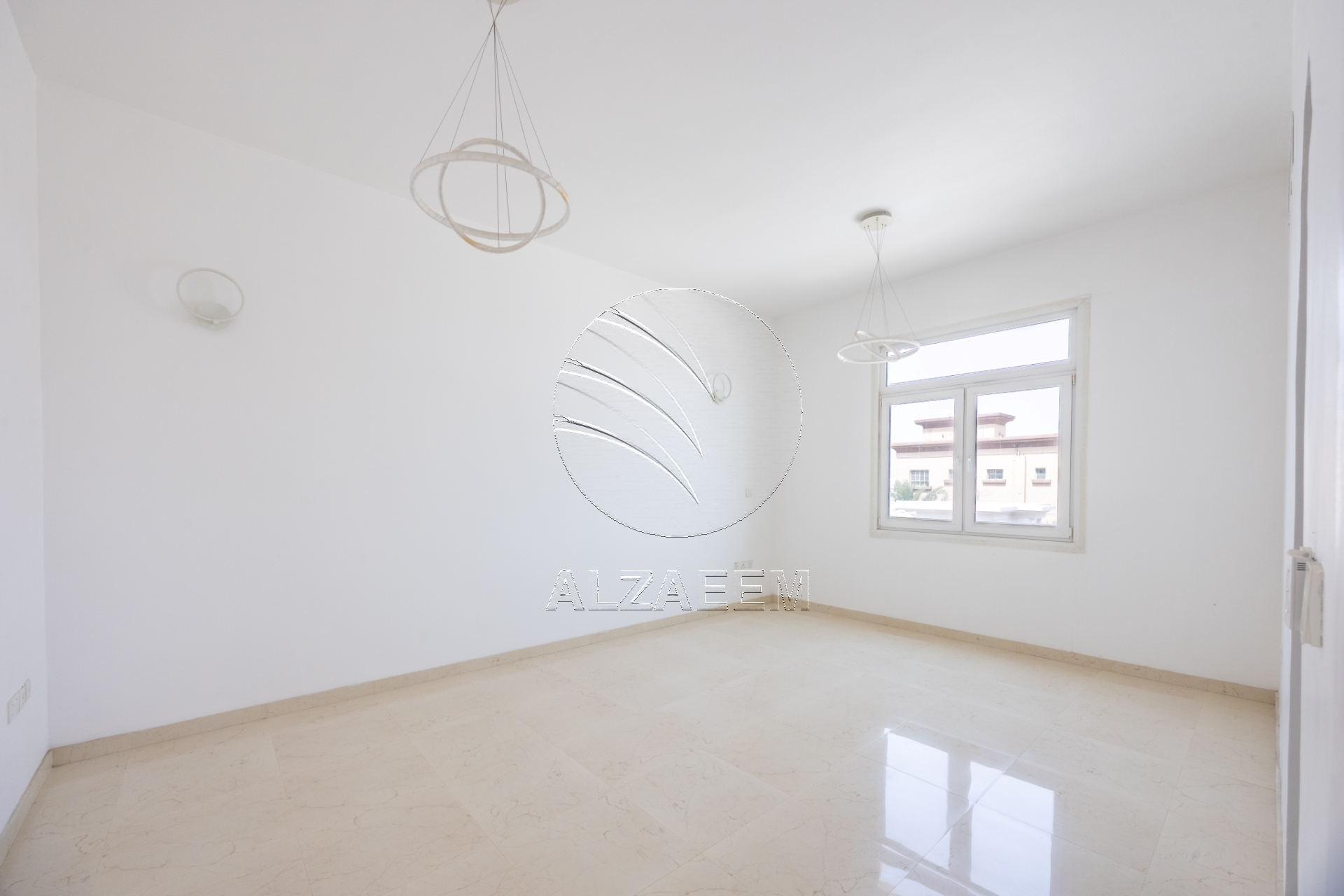 √9BR Multiple Approved Uses | Residential Allowed√